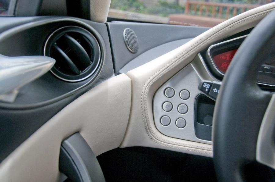  Lotus Evora 2010 года  (фото 15 из 83)